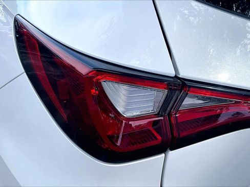 Used 2022 Acura MDX SH-AWD w/ Advance Package image 29
