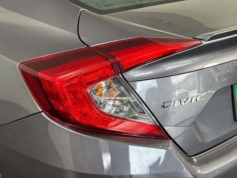 Used 2020 Honda Civic EX image 36