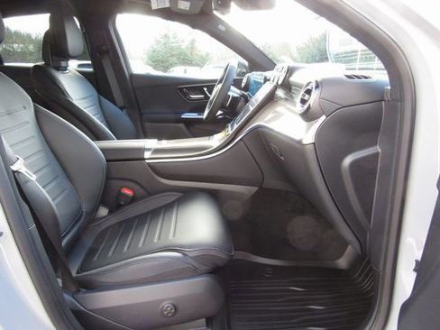 New 2026 Mercedes-Benz GLC 300 4MATIC image 18