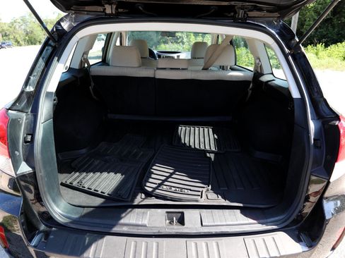 Used 2013 Subaru Outback 2.5i image 13