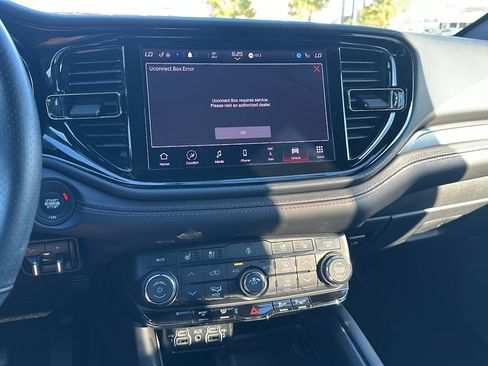 Used 2022 Dodge Durango R/T w/ Trailer Tow Group IV image 32