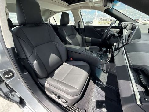 Used 2022 Lexus ES 350 w/ Premium Package FWD image 26