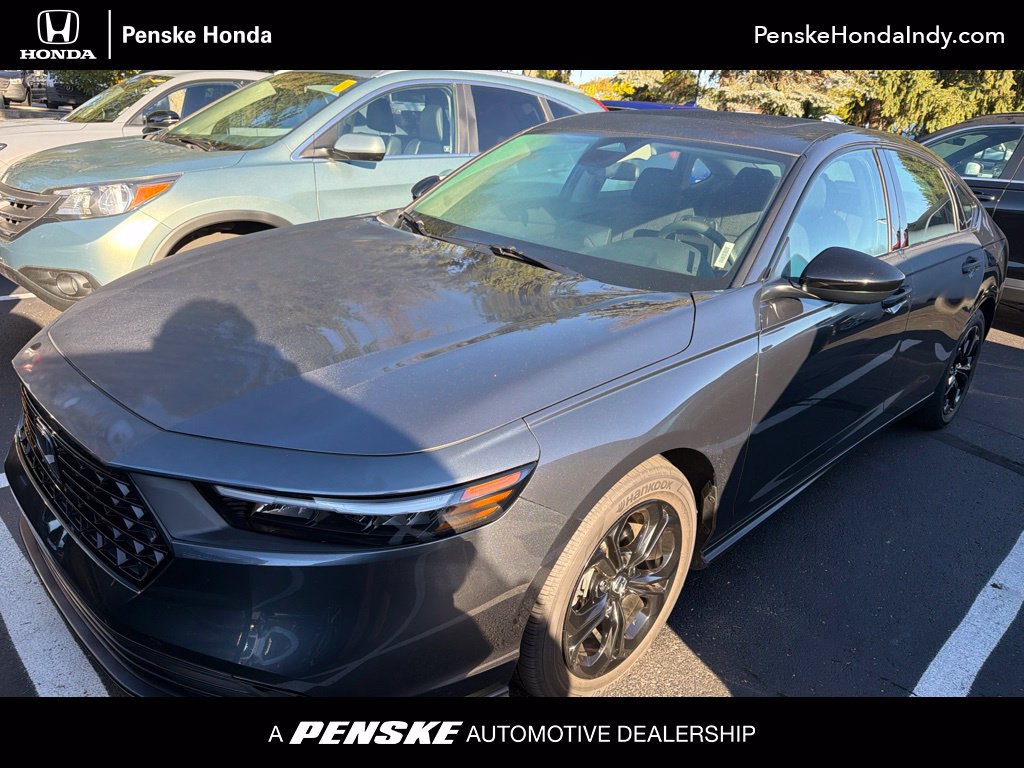 Used 2025 Honda Accord SE image 1