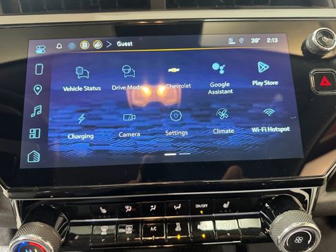 New 2027 Chevrolet Bolt LT w/ Comfort Package image 13