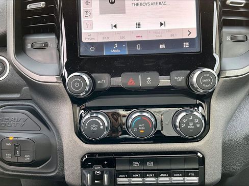 New 2025 RAM 5500 Tradesman AWD/4WD image 16