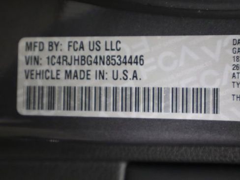 Used 2022 Jeep Grand Cherokee Limited AWD/4WD image 38