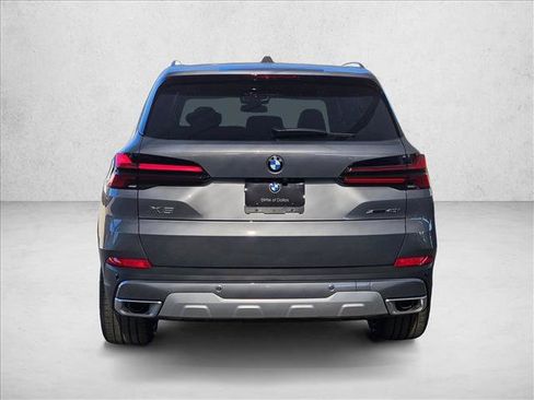 Used 2026 BMW X5 xDrive40i w/ Premium Package AWD/4WD image 8
