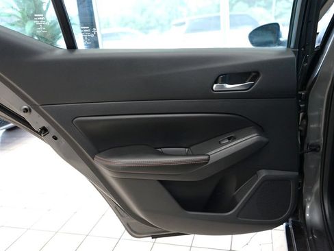 Used 2021 Nissan Altima 2.5 SR FWD image 43