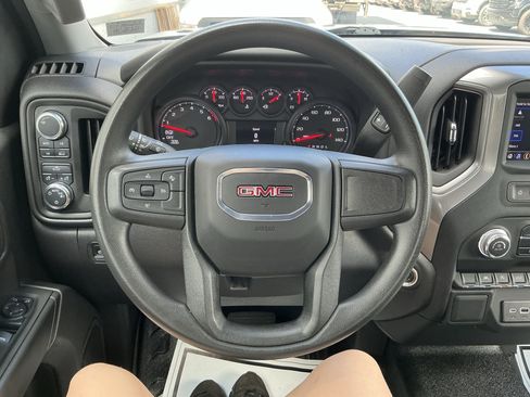 Used 2024 GMC Sierra 1500 Pro w/ Pro Value Package AWD/4WD image 15