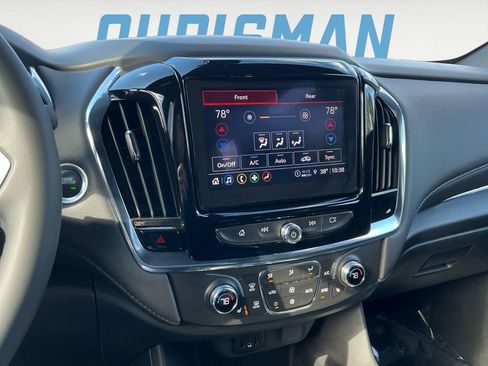 Used 2023 Chevrolet Traverse LT image 22