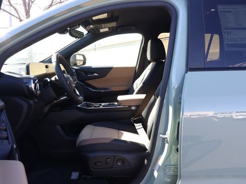 New 2026 Chevrolet Equinox ACTIV w/ Convenience Package III image 14