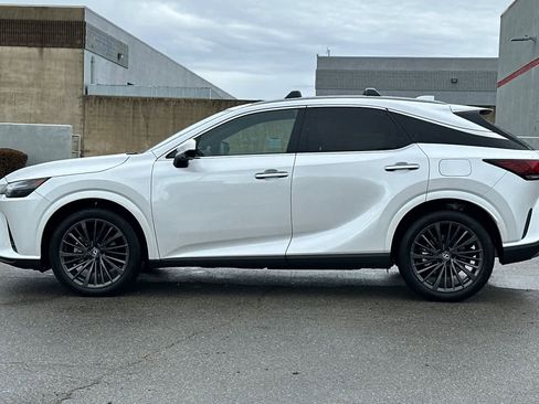 Used 2025 Lexus RX 350h w/ Convenience Package image 9