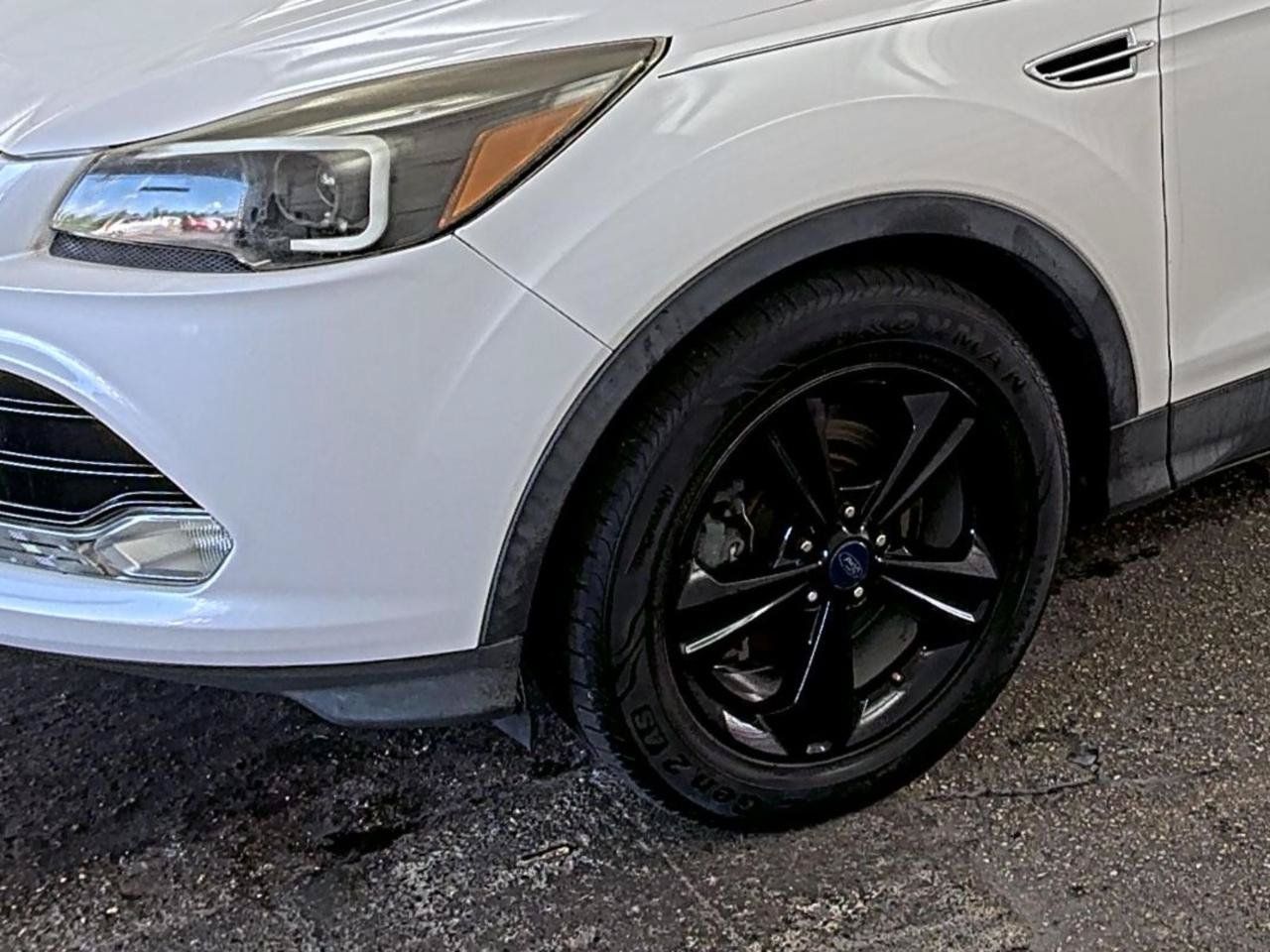 Used 2014 Ford Escape SE w/ Equipment Group 201A FWD image 20