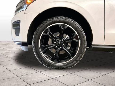 Used 2022 Ford Expedition Max Limited AWD/4WD image 8