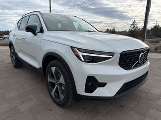 New 2026 Volvo XC40 B5 Plus w/ Protection Package Premier video 1