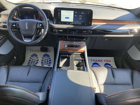 New 2025 Lincoln Aviator Black Label image 19