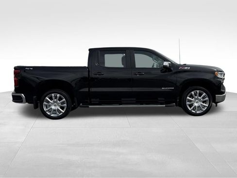 Used 2024 Chevrolet Silverado 1500 LT image 23