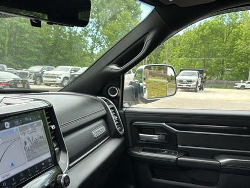 Used 2022 RAM 2500 Laramie AWD/4WD image 24