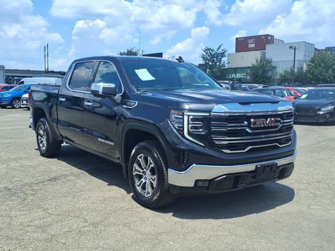 Used 2026 GMC Sierra 1500 SLT AWD/4WD image 1