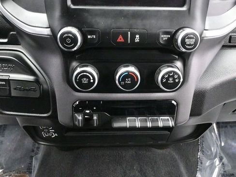 Used 2023 RAM 2500 Big Horn w/ Level 1 Equipment Group image 14