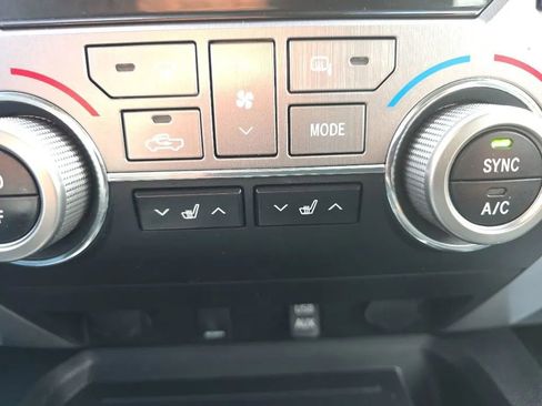 Used 2019 Toyota Tundra Limited w/ Limited Premium Package AWD/4WD image 26