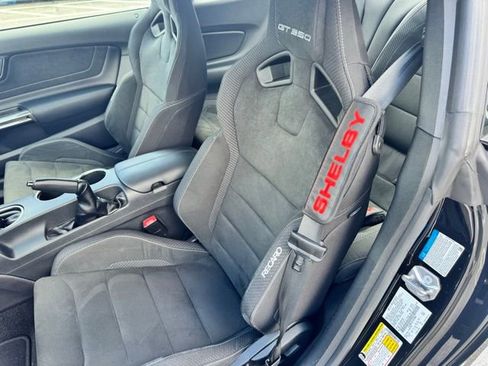 Used 2018 Ford Mustang Shelby GT350 w/ Electronics Package RWD image 40