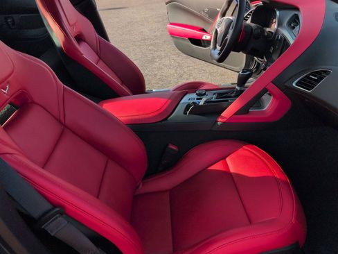 Used 2019 Chevrolet Corvette Stingray Coupe w/ 2LT Preferred Equipment Group image 26