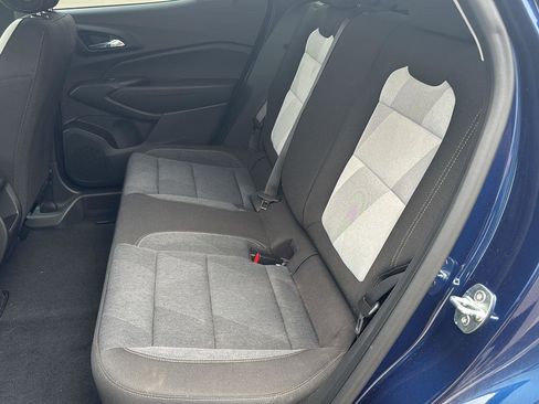 Used 2024 Chevrolet Trax LS w/ LS Convenience Package image 11