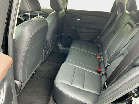 Used 2023 Nissan Rogue SL w/ SL Premium Package image 15