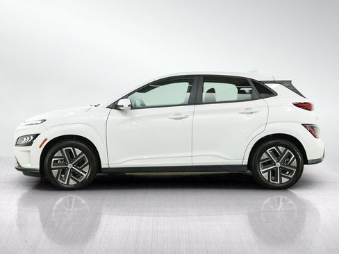 Certified 2023 Hyundai Kona Limited w/ Cargo Package FWD image 2