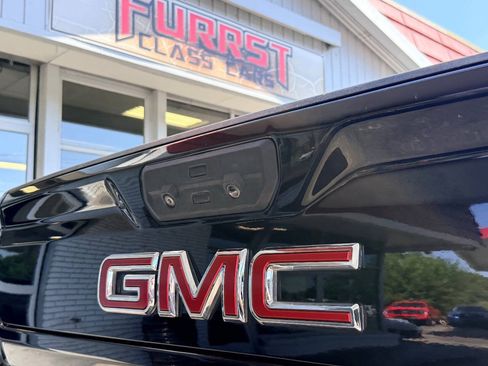 Used 2022 GMC Sierra 2500 AT4 w/ Gooseneck/5TH Wheel Package AWD/4WD image 9