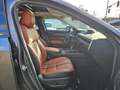 Certified 2025 MAZDA CX-50 2.5 Turbo w/ Premium Plus Pkg image 11