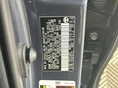 Used 2019 Toyota Corolla XSE FWD image 40