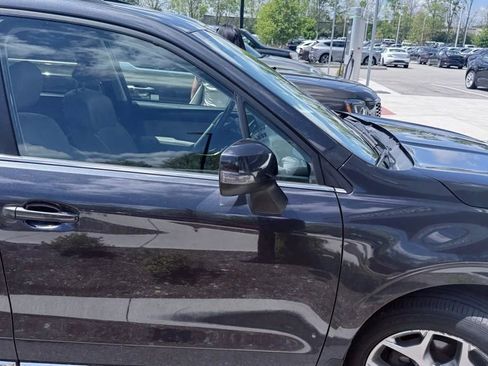Used 2015 Subaru Forester 2.5i Touring w/ Eyesight & Navigation System AWD/4WD image 32