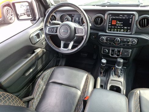 Used 2021 Jeep Gladiator Overland AWD/4WD image 15