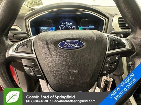 Used 2016 Ford Fusion SE w/ Equipment Group 202A image 27
