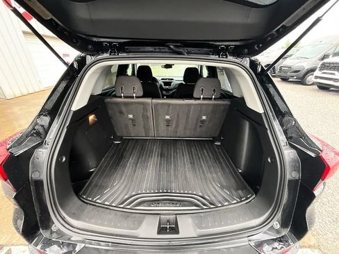 Used 2023 Chevrolet TrailBlazer LT FWD image 8