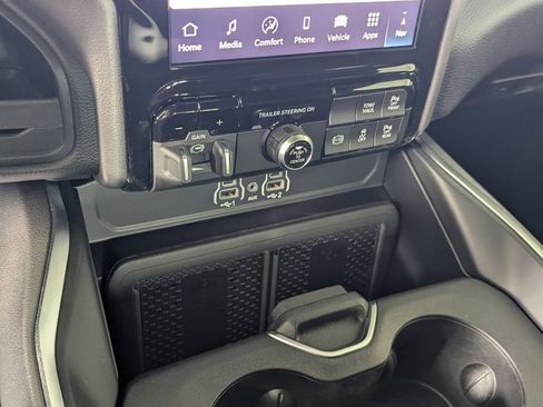 New 2026 RAM 2500 Big Horn image 27