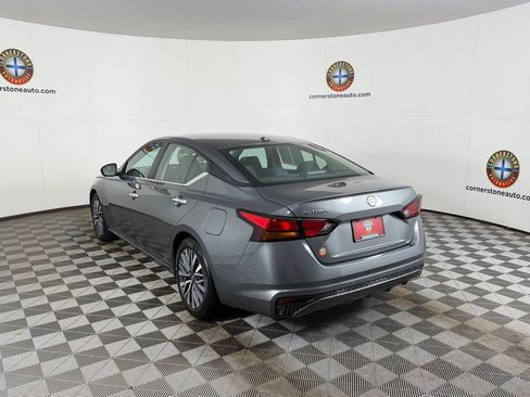 Used 2025 Nissan Altima 2.5 SV FWD image 20