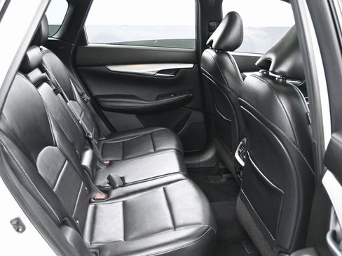 Used 2021 INFINITI QX50 Luxe w/ Appearance Package image 32