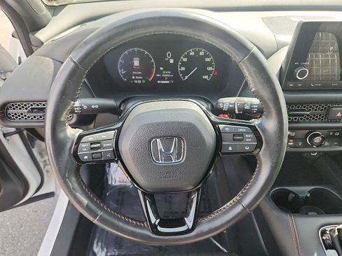 Used 2024 Honda HR-V Sport image 19