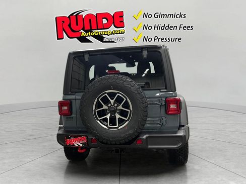 New 2026 Jeep Wrangler Unlimited Rubicon w/ Safety Group image 4