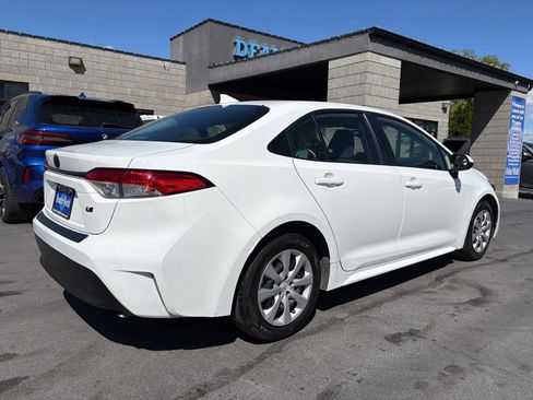 Used 2023 Toyota Corolla LE w/ Carpet Mat Package (TMS) FWD image 5
