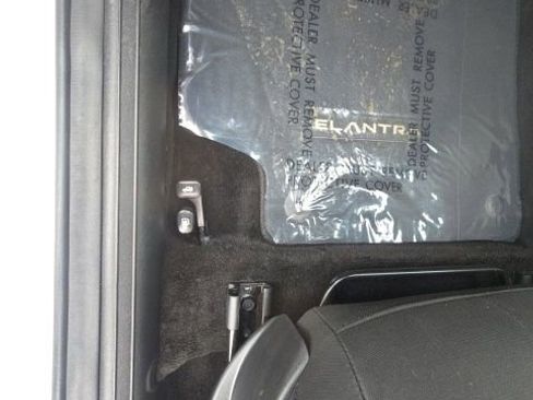 Used 2023 Hyundai Elantra SEL image 21