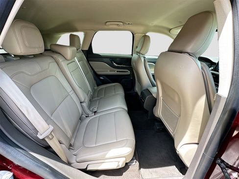 Used 2021 Lincoln Corsair Standard image 26