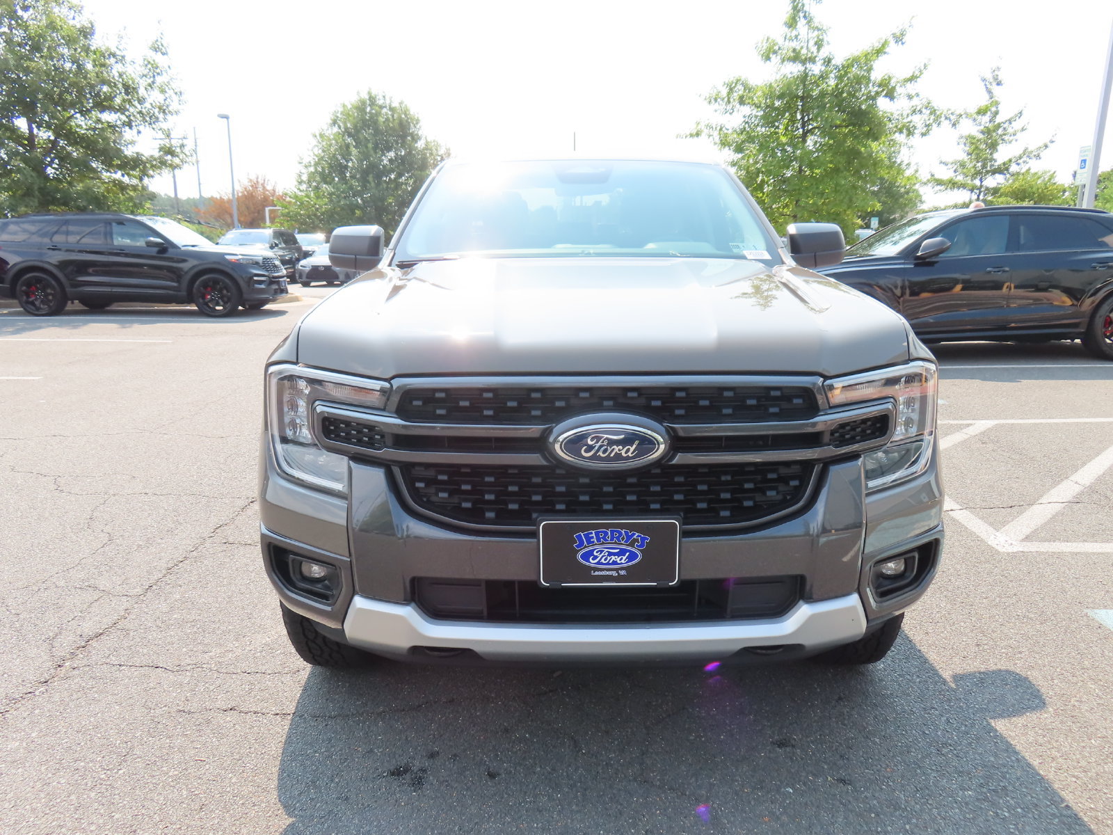 Used 2025 Ford Ranger XLT w/ Trailer Tow Package AWD/4WD image 2