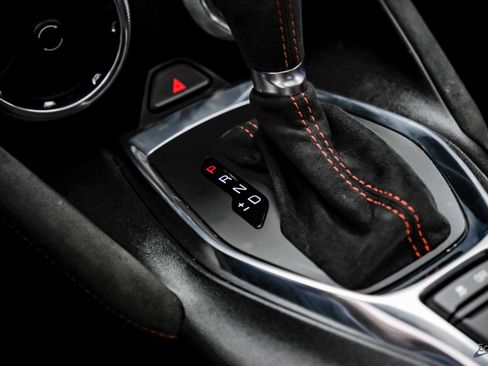 Used 2018 Chevrolet Camaro ZL1 image 56