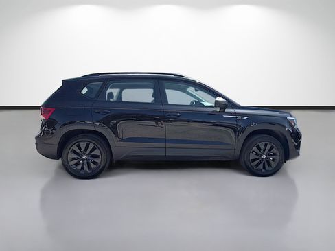 Used 2023 Volkswagen Taos S FWD image 2