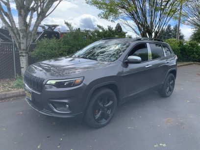 Used 2019 Jeep Cherokee Latitude Plus