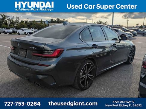 Used 2022 BMW 330e w/ M Sport Package RWD image 2